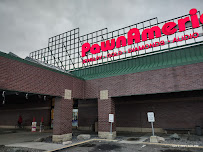 Pawn America 01