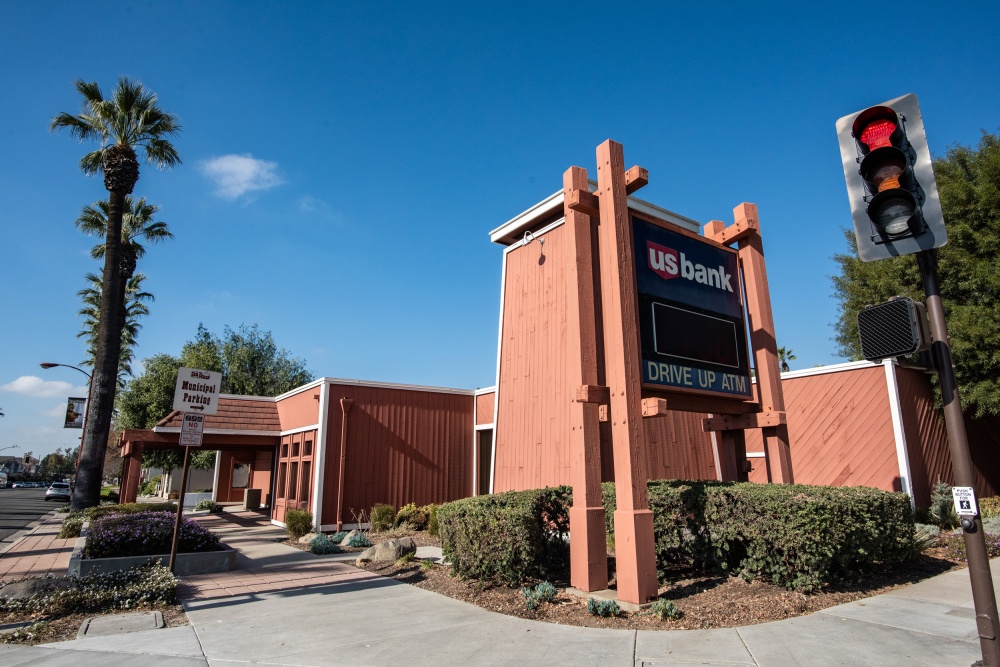 U.S. Bank Branch 01