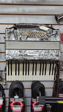 Acadian Pawn Shop 03