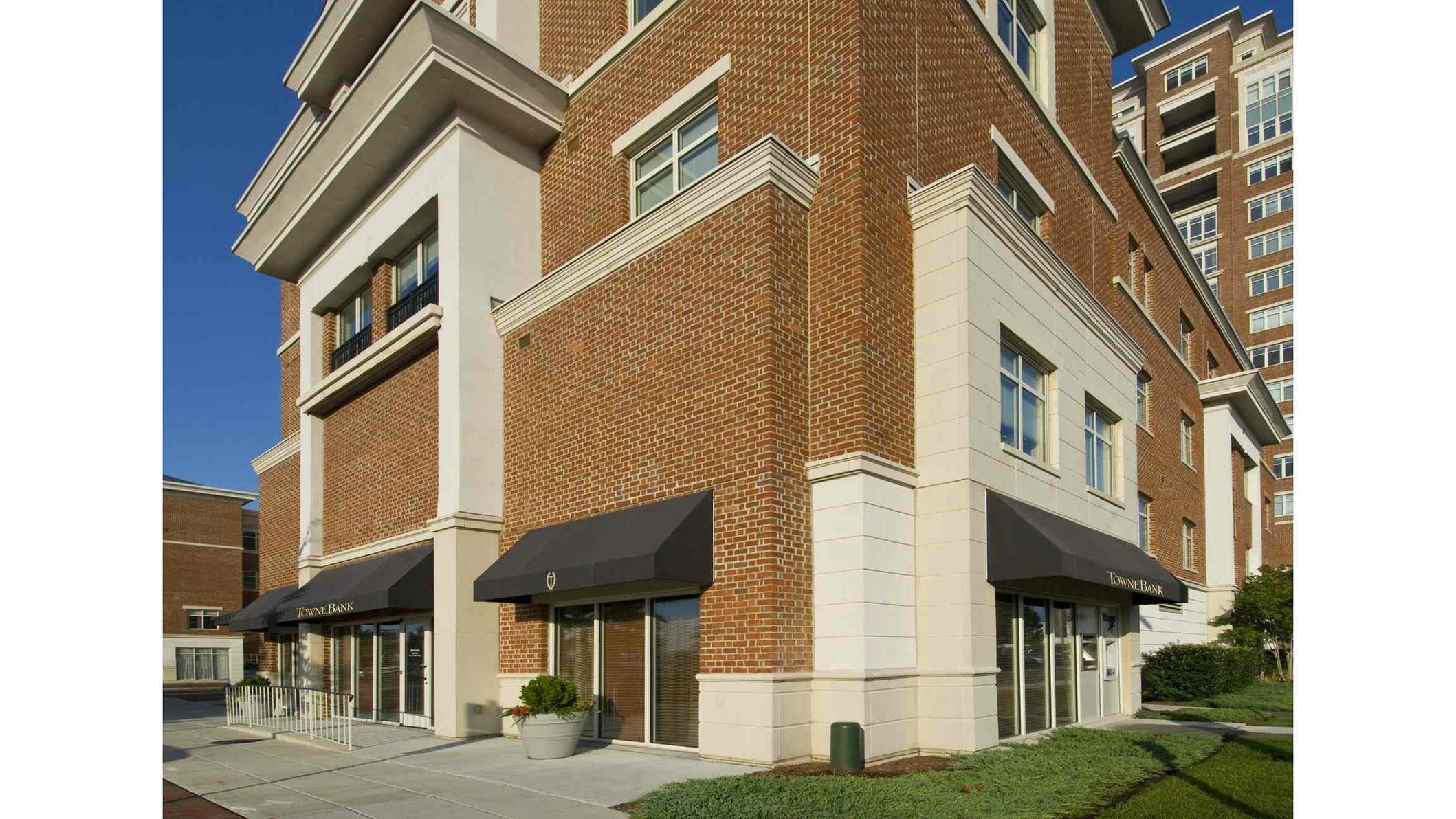 TowneBank 01
