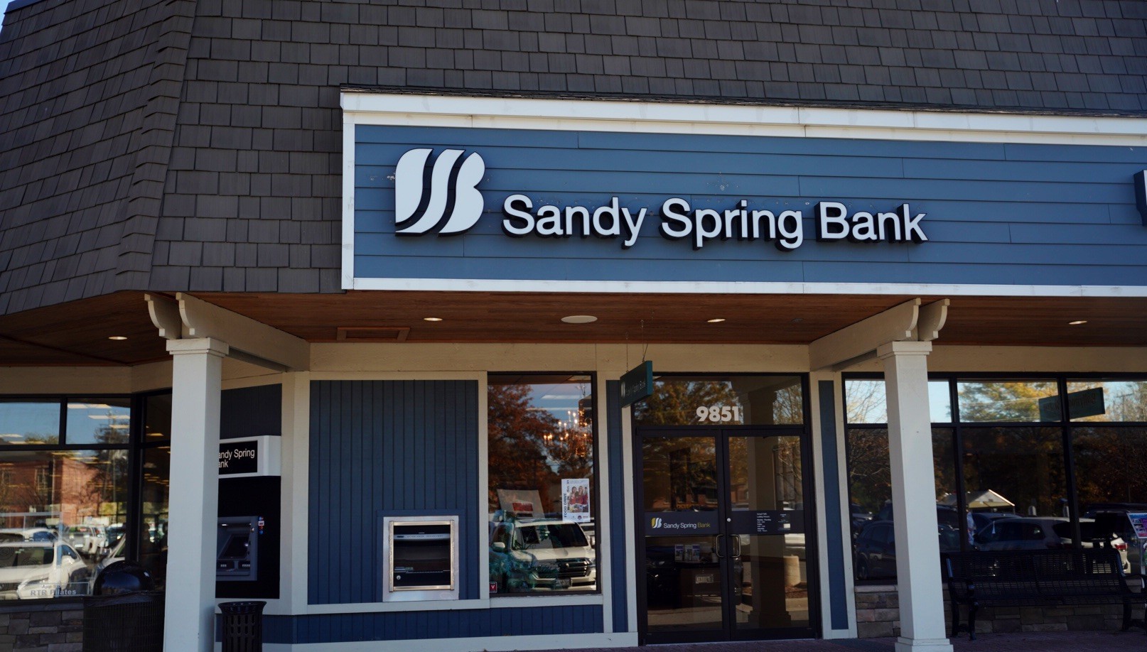 Sandy Spring Bank 01