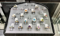 Paradise Pawn and Jewelry 01