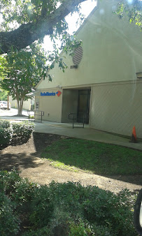 Bank of America (with Drive-thru services) 02