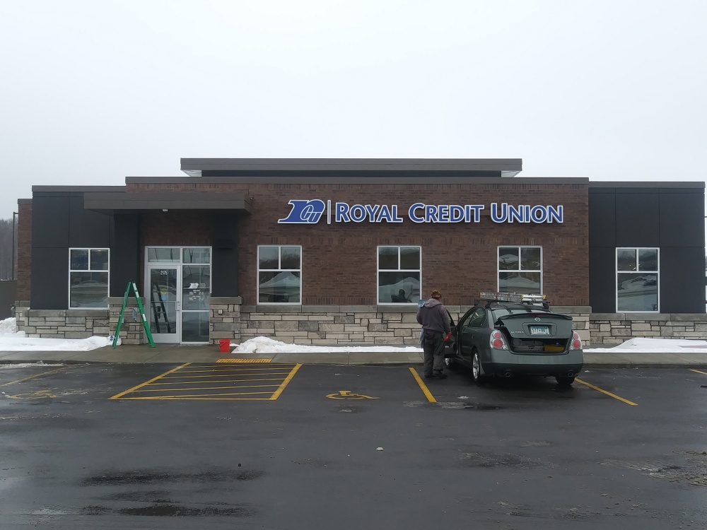 Royal Credit Union - St. Croix Falls 01