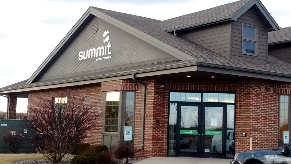 Summit Credit Union 01