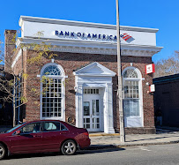 Bank of America (with Drive-thru ATM) 04