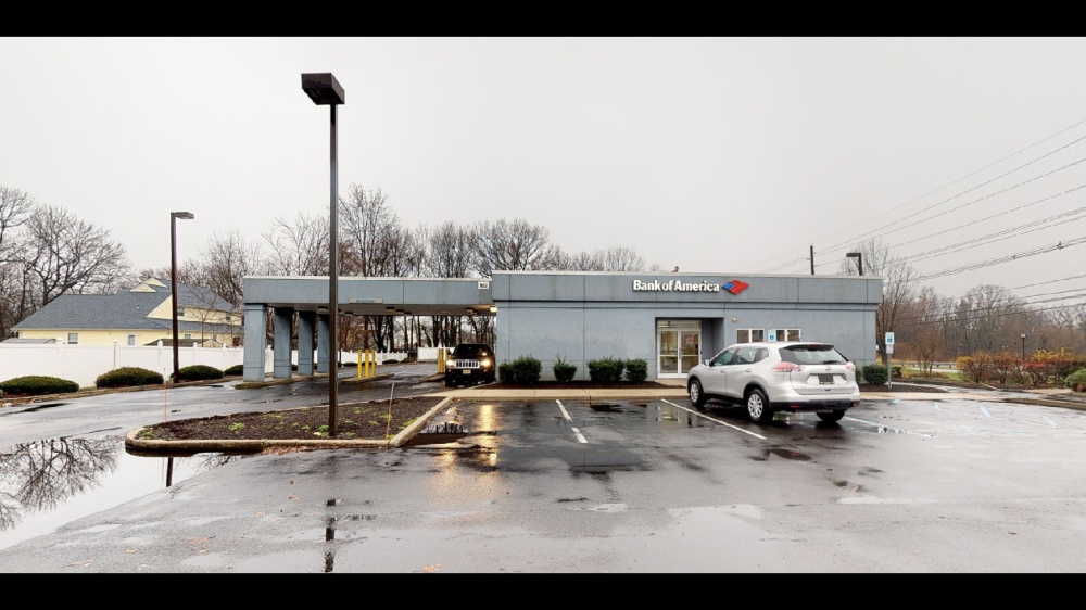 Bank of America (with Drive-thru ATM) 01