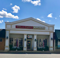 Wells Fargo Advisors 01
