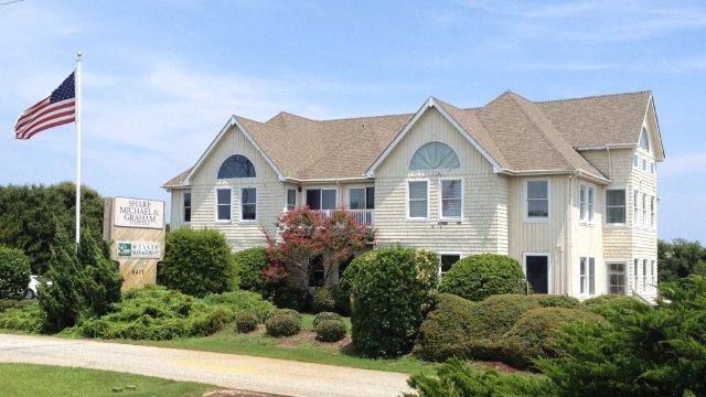 RE/MAX Surfside 01