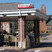 Simmons Bank 02