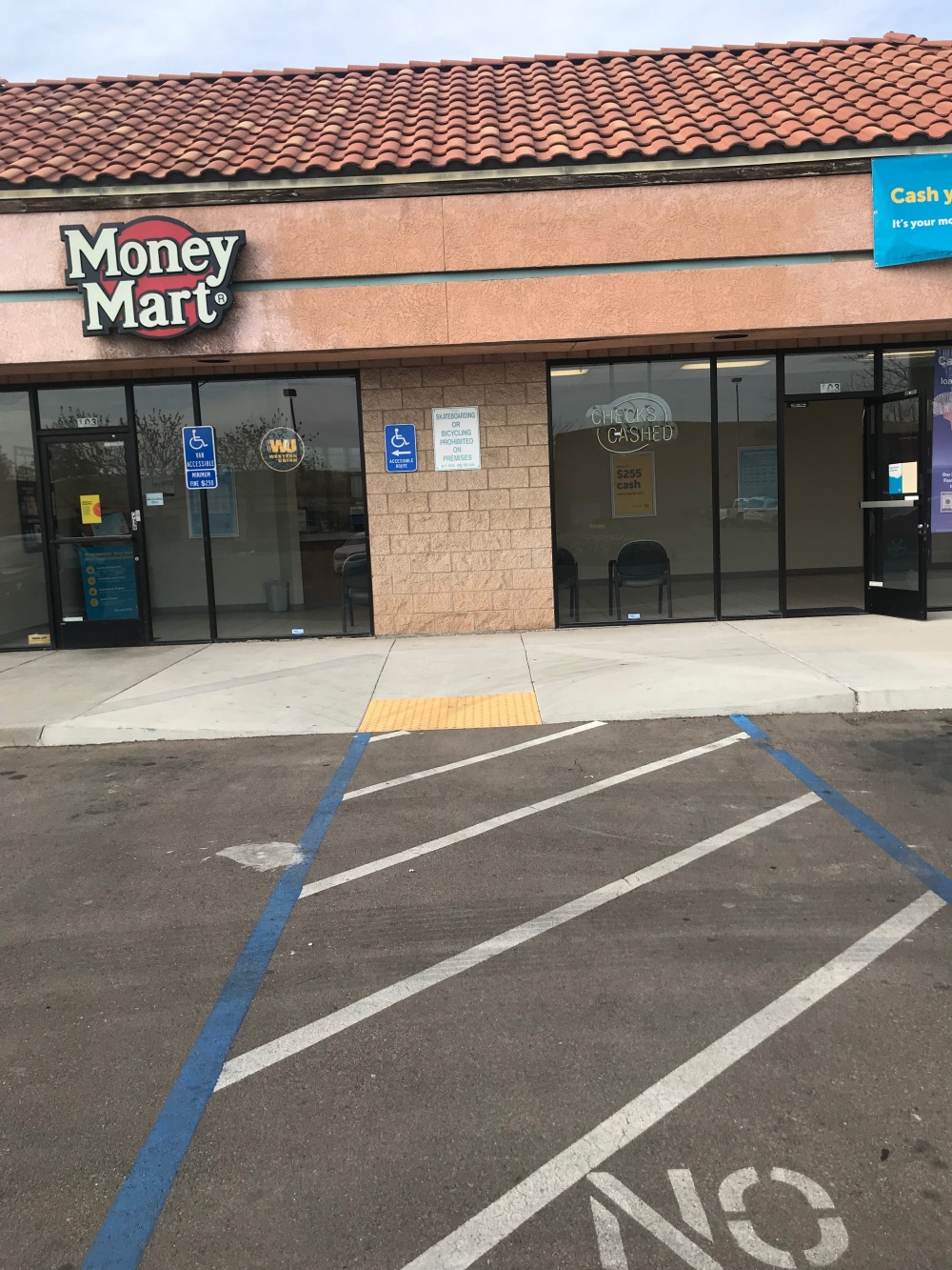 Money Mart 01