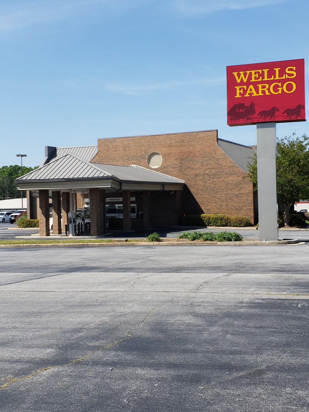 Wells Fargo Bank 01