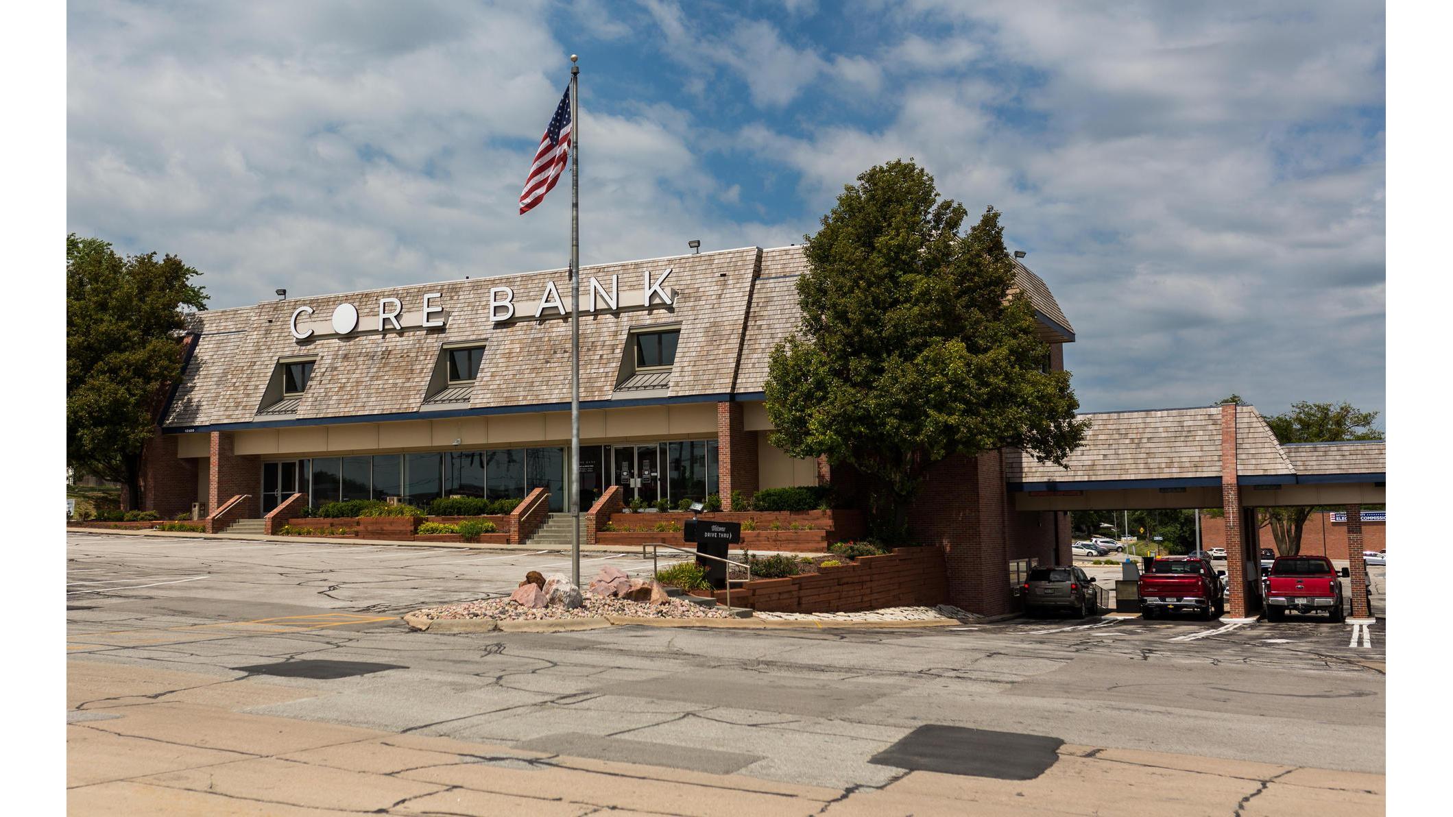 Core Bank 01