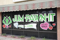 Jum-Pawn-It 02