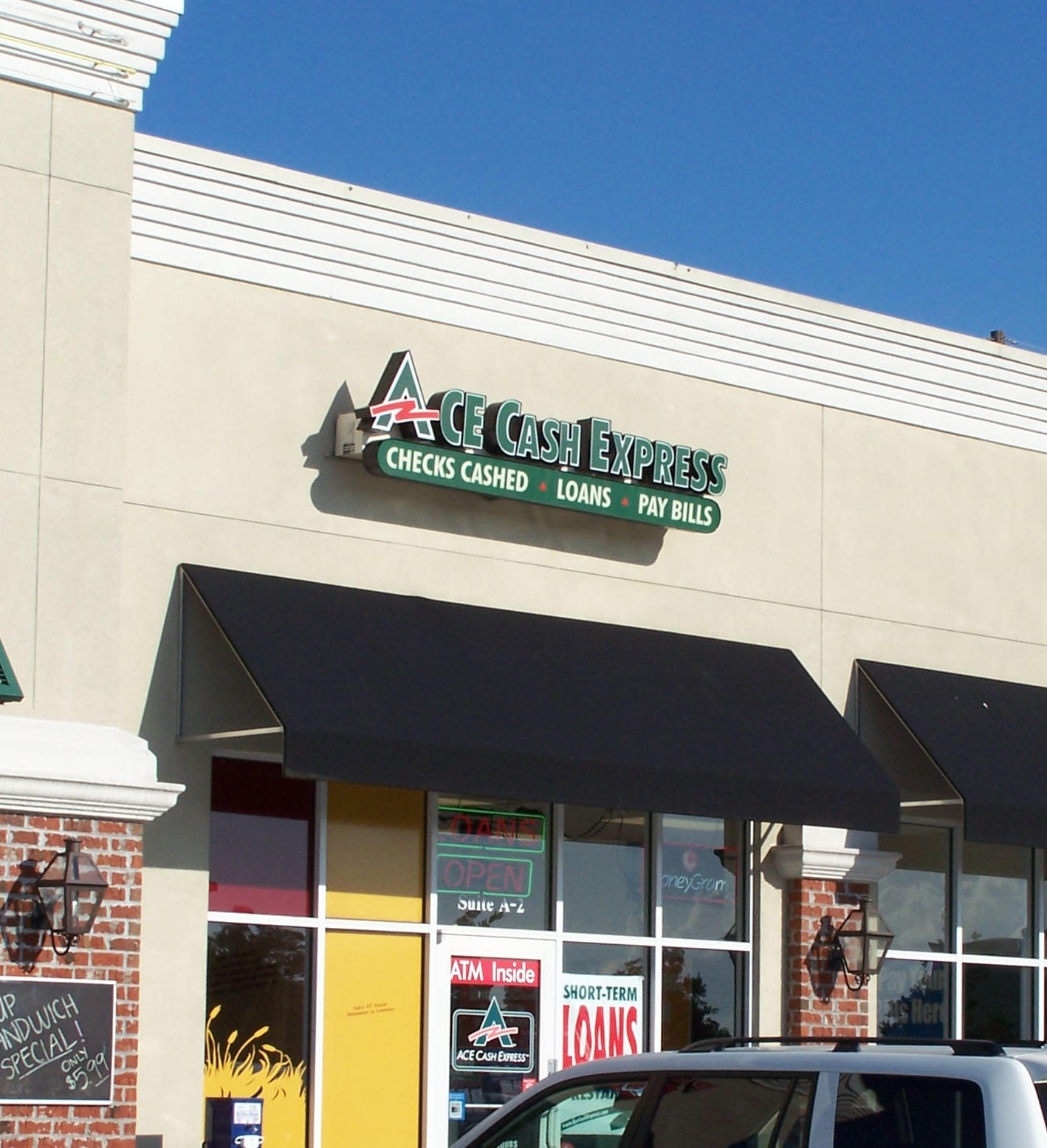 ACE Cash Express 01