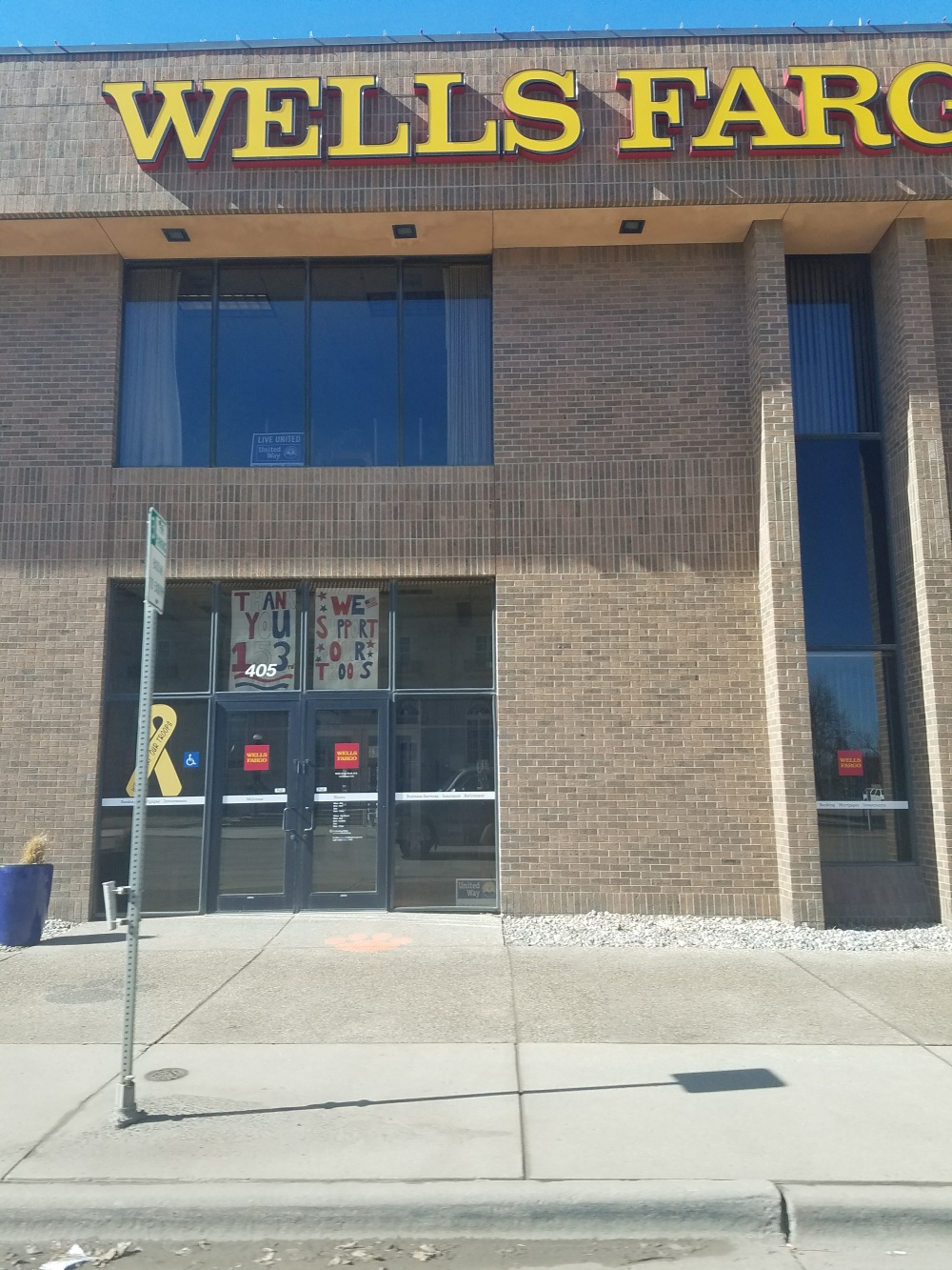 Wells Fargo Bank 01