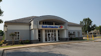 Bank of America (with Drive-thru ATM) 02