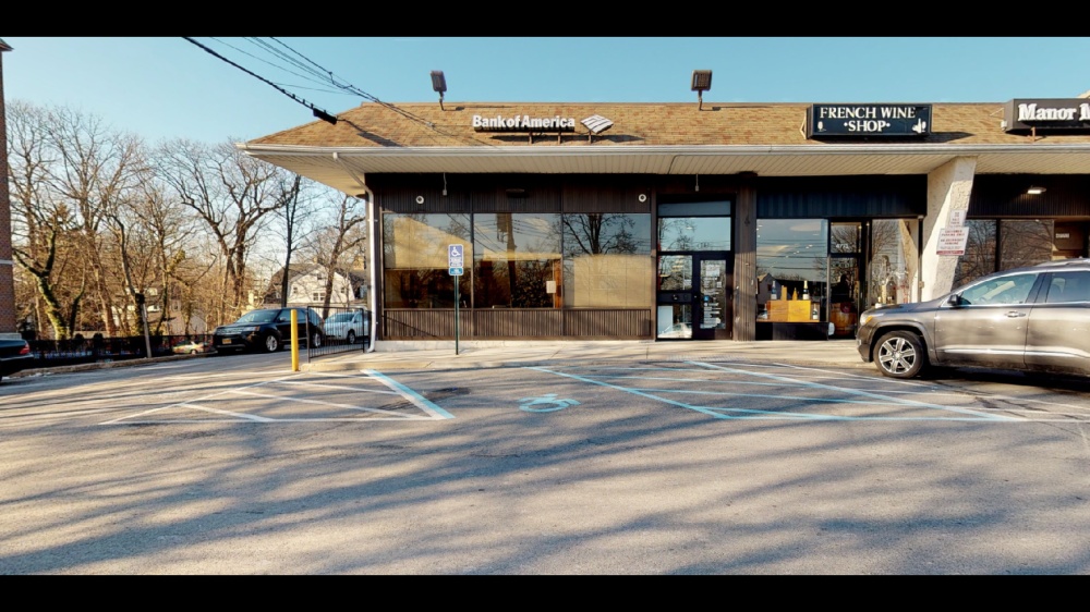 Bank of America (with Drive-thru ATM) 01