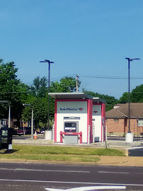 Bank of America (with Drive-thru ATM) 03