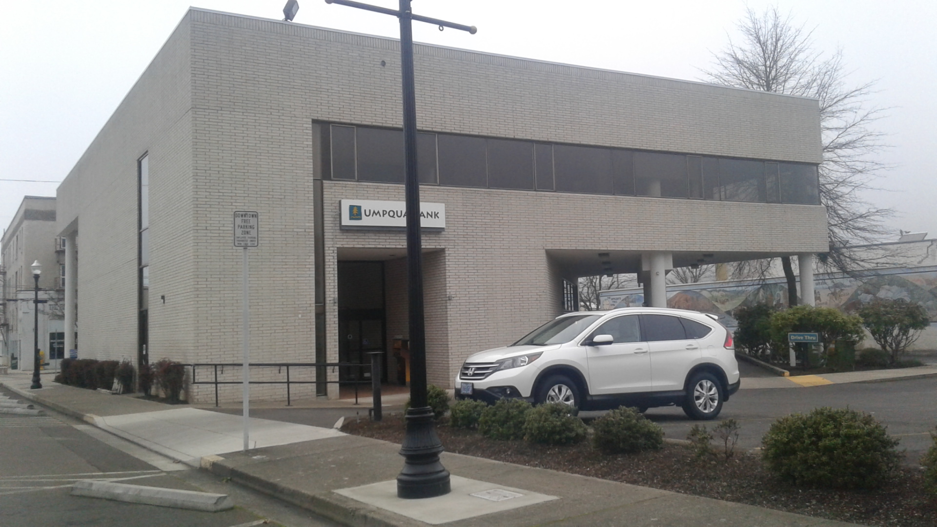 Umpqua Bank 01