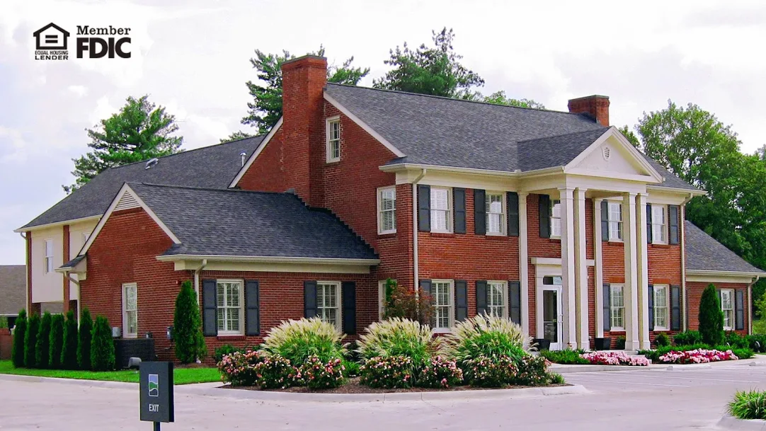 Sumner Bank & Trust 01
