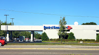 Bank of America (with Drive-thru ATM) 01