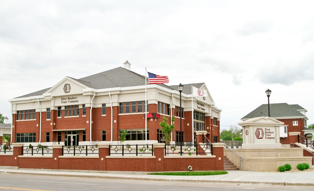 First Bankers Trust Company, N.A. 01