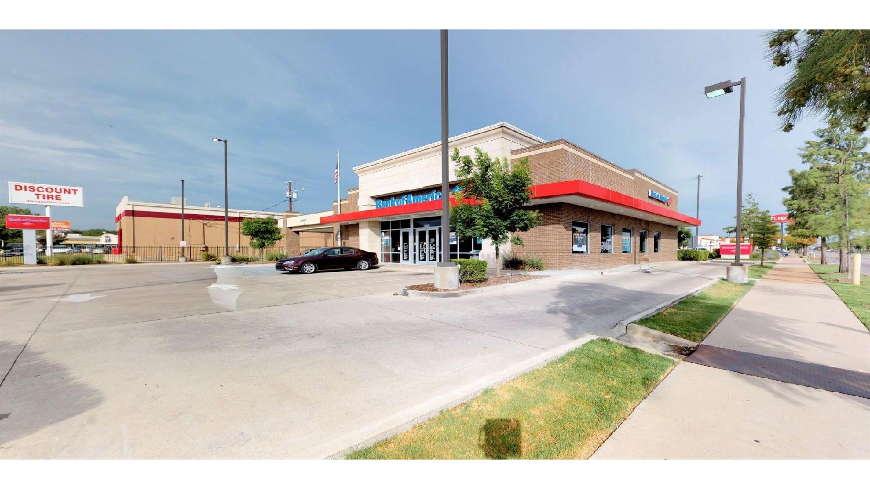 Bank of America (with Drive-thru ATM) 01