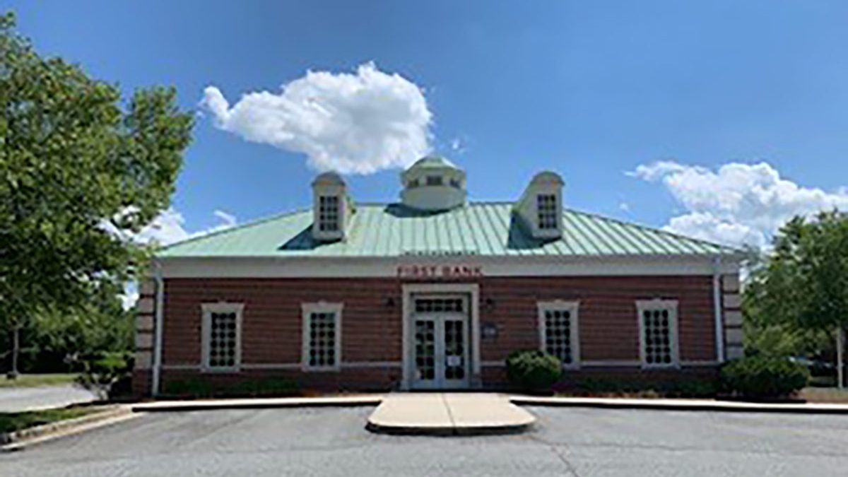 First Bank - Winston-Salem Oliver's Crossing, NC 01