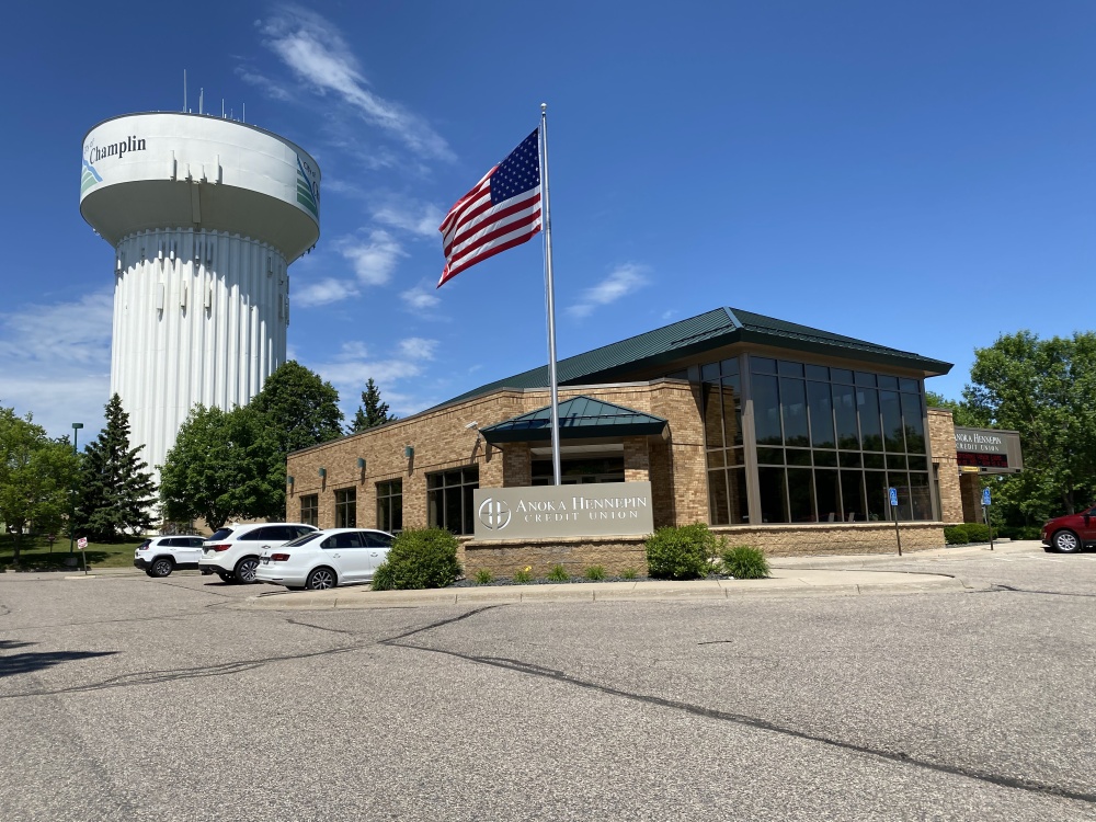 Anoka Hennepin Credit Union 01