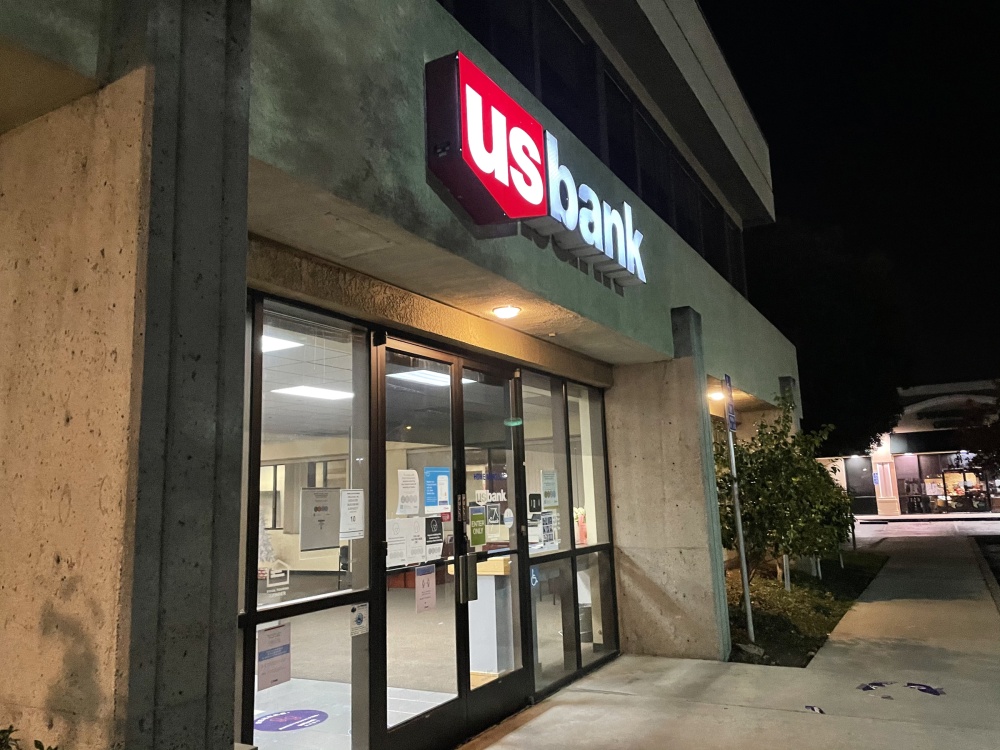 U.S. Bank Branch 01