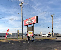 Jeweler's Cut Jewelry & Pawn 03