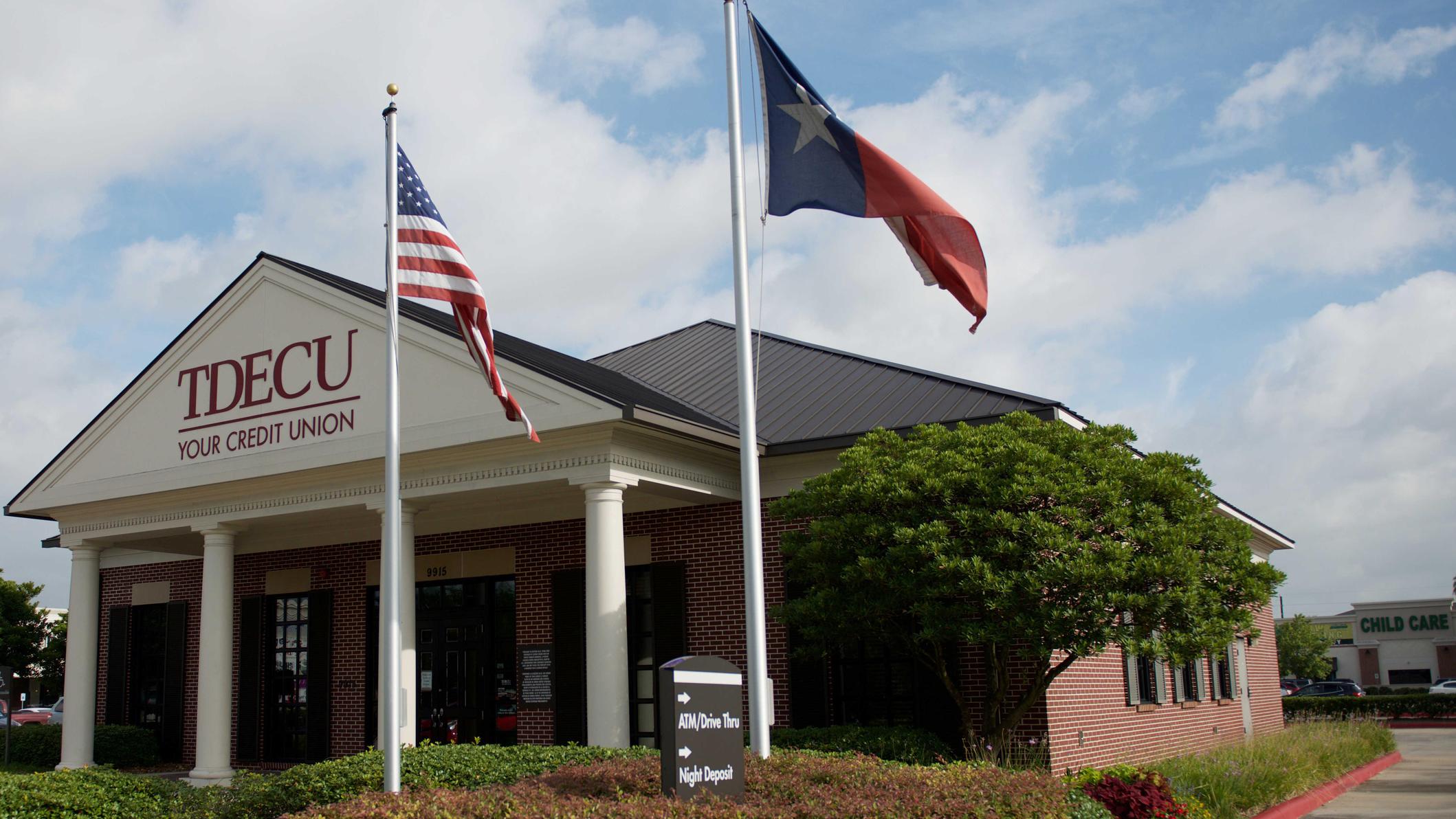 TDECU Pearland 01