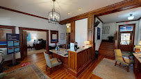 Park National Bank: Hendersonville Office 02