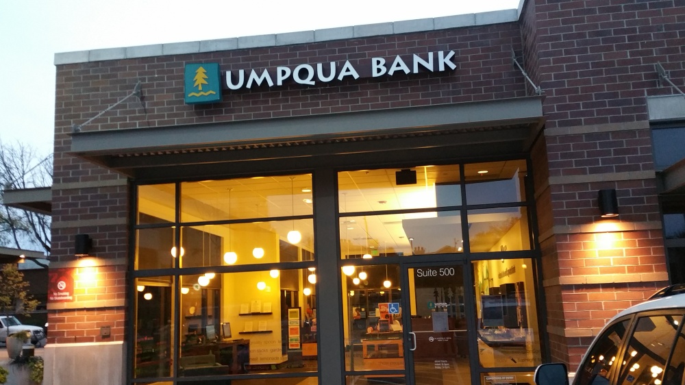 Umpqua Bank 01