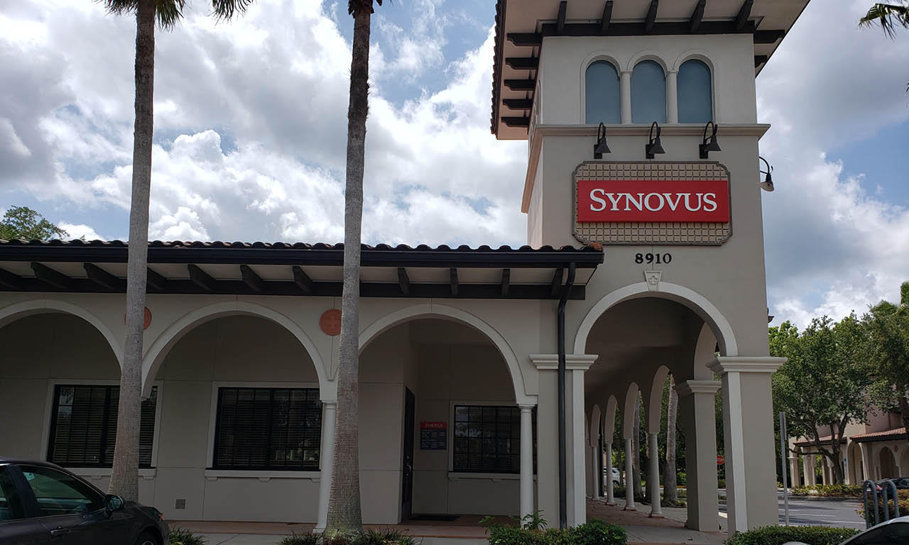 Synovus Bank 01