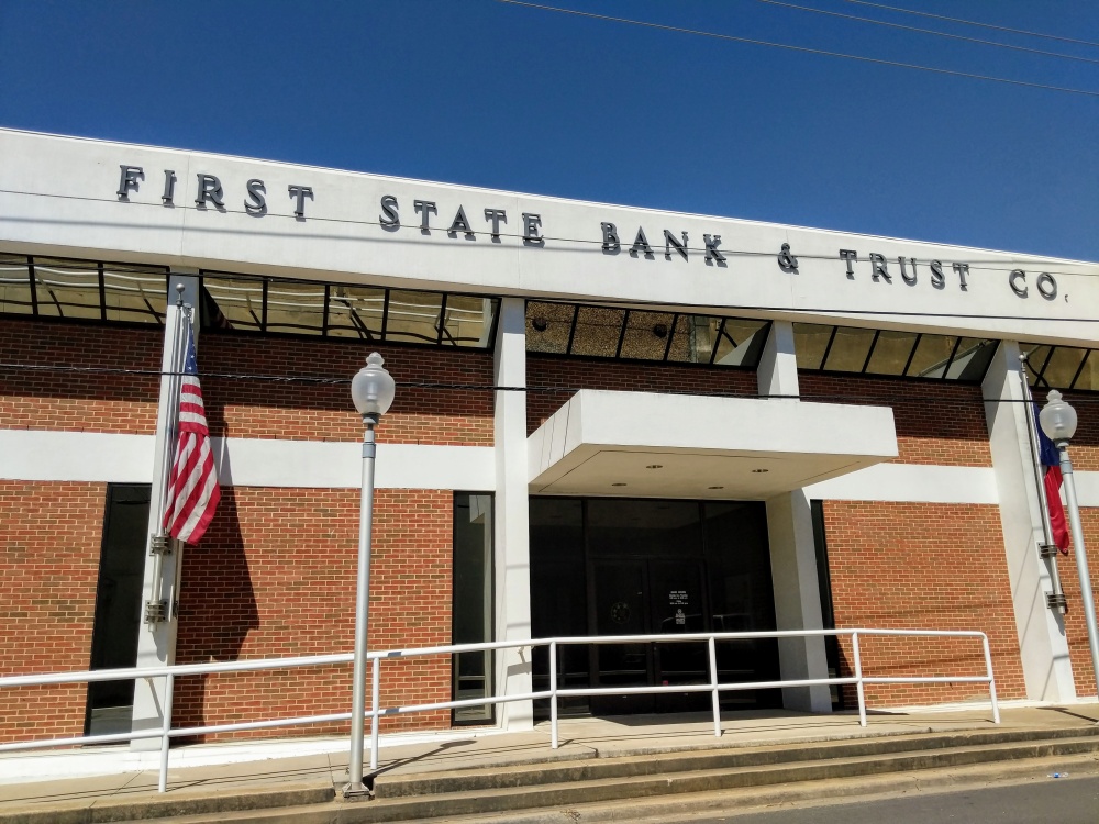 First State Bank & Trust Co 01