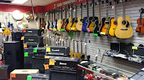 Music City Pawn 03