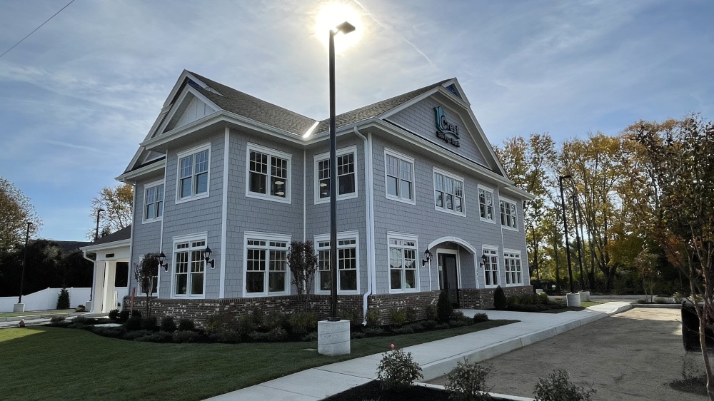 Crest Savings Bank 01