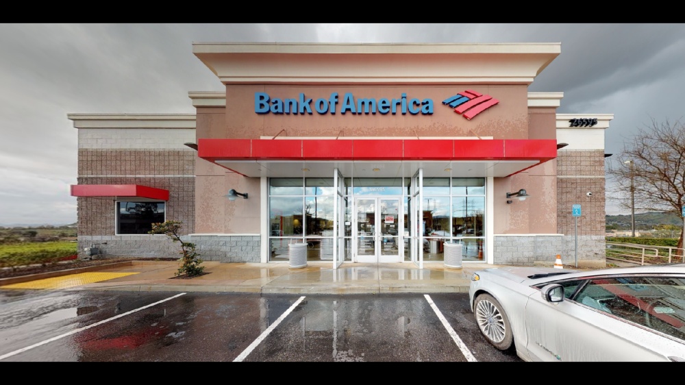 Bank of America (with Drive-thru ATM) 01