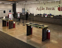 Apple Bank 04