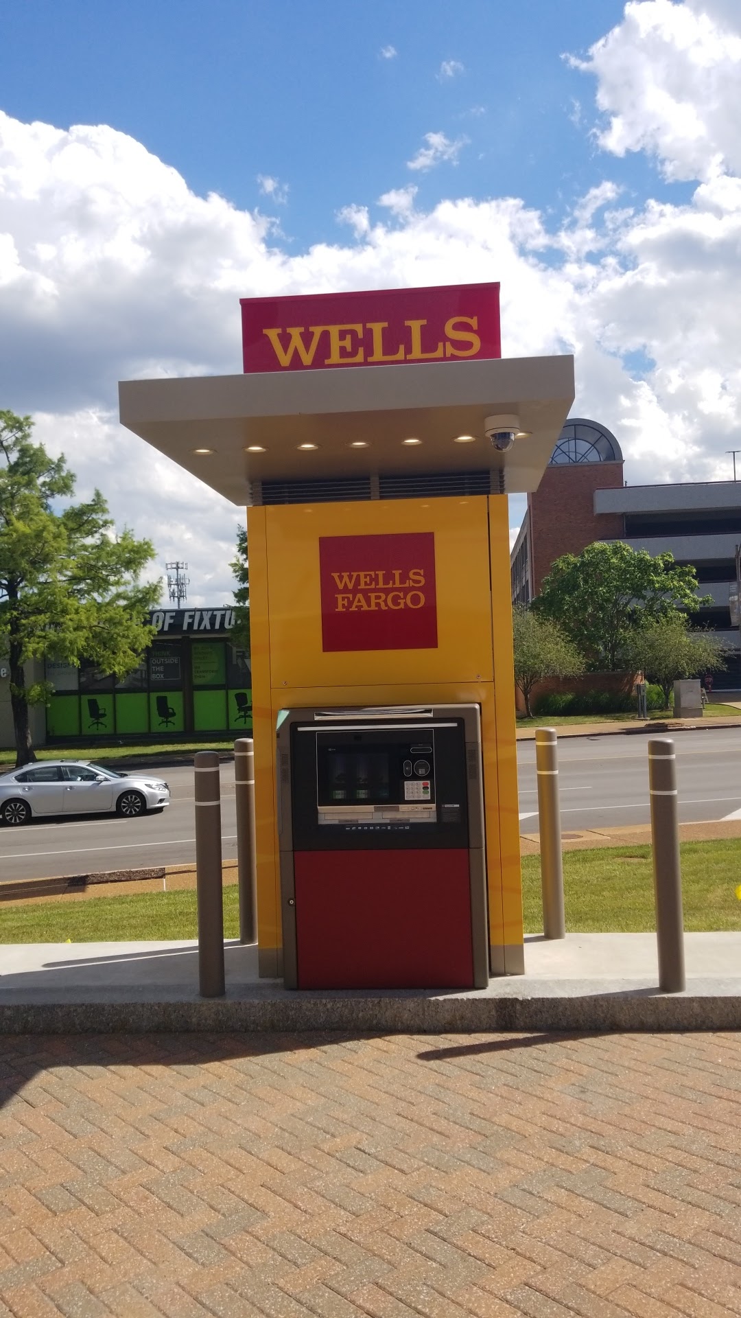 Wells Fargo Private Bank 01