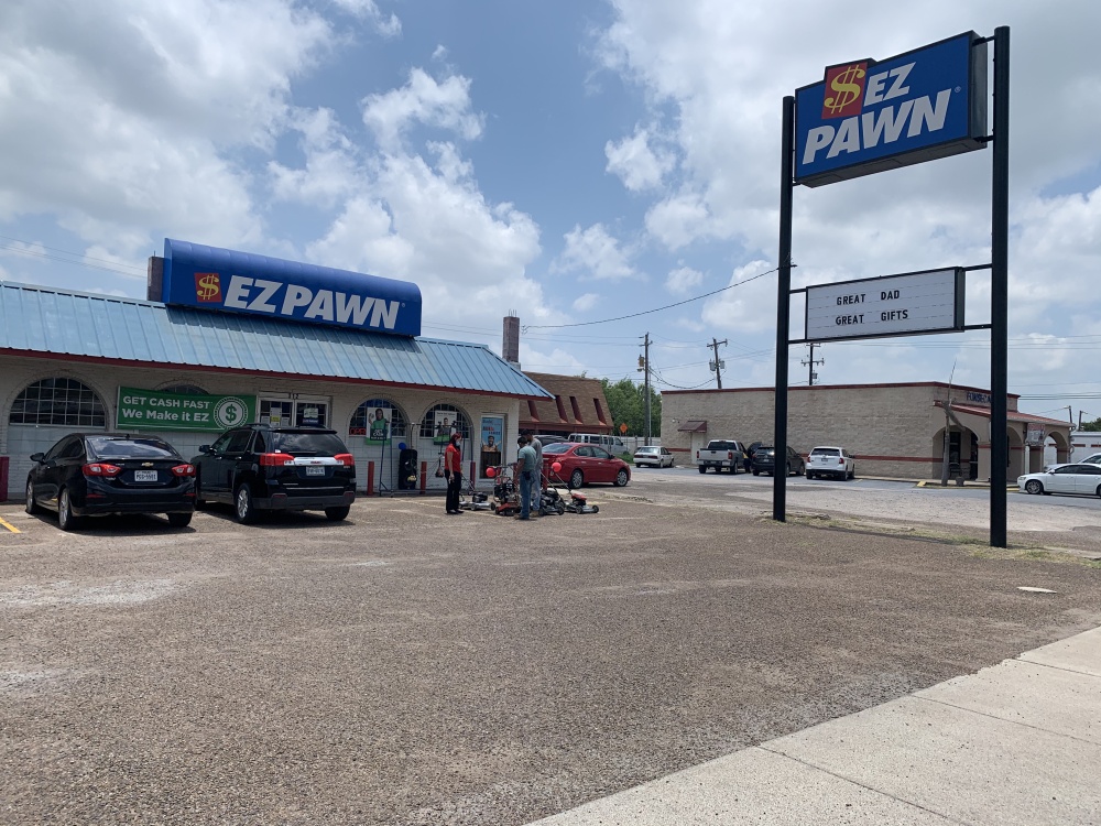 EZPAWN 01