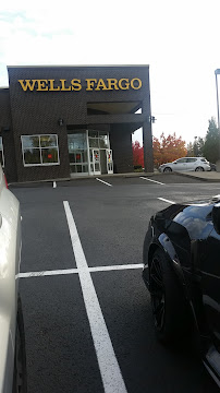 Wells Fargo Bank 04