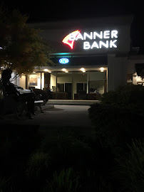 Banner Bank 03