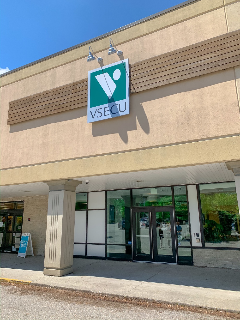 VSECU 01