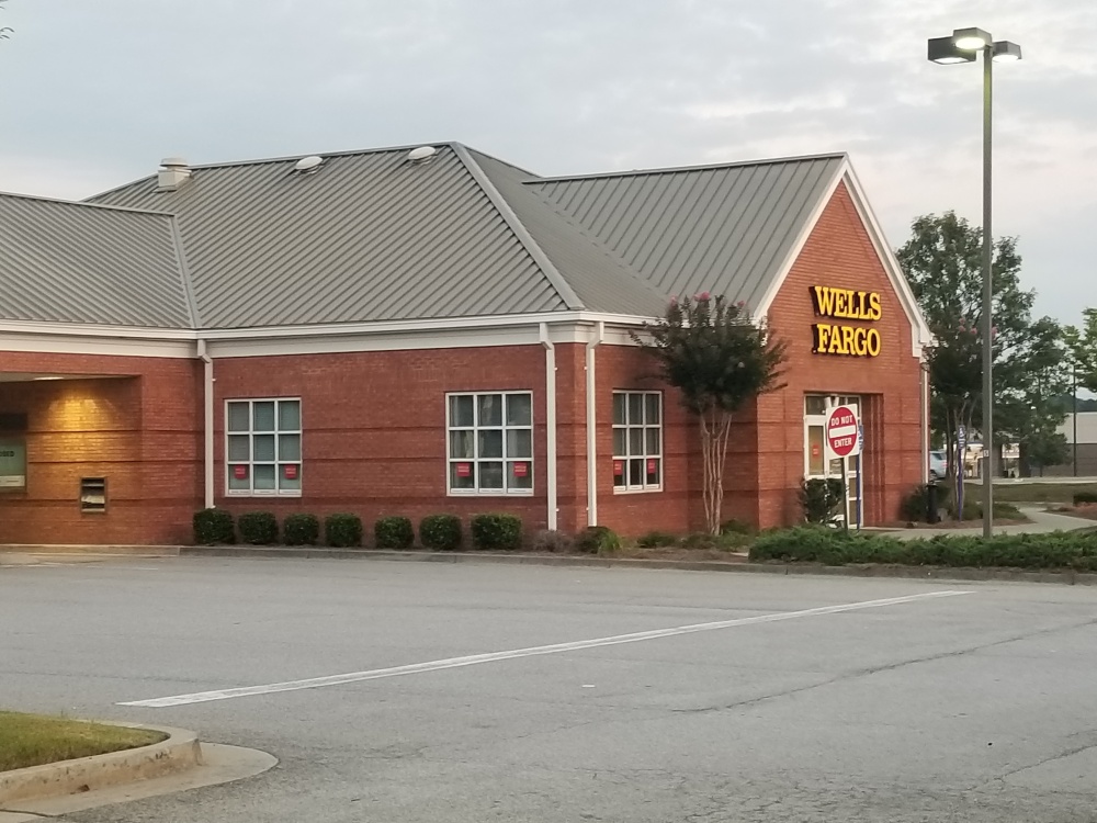 Wells Fargo Bank 01