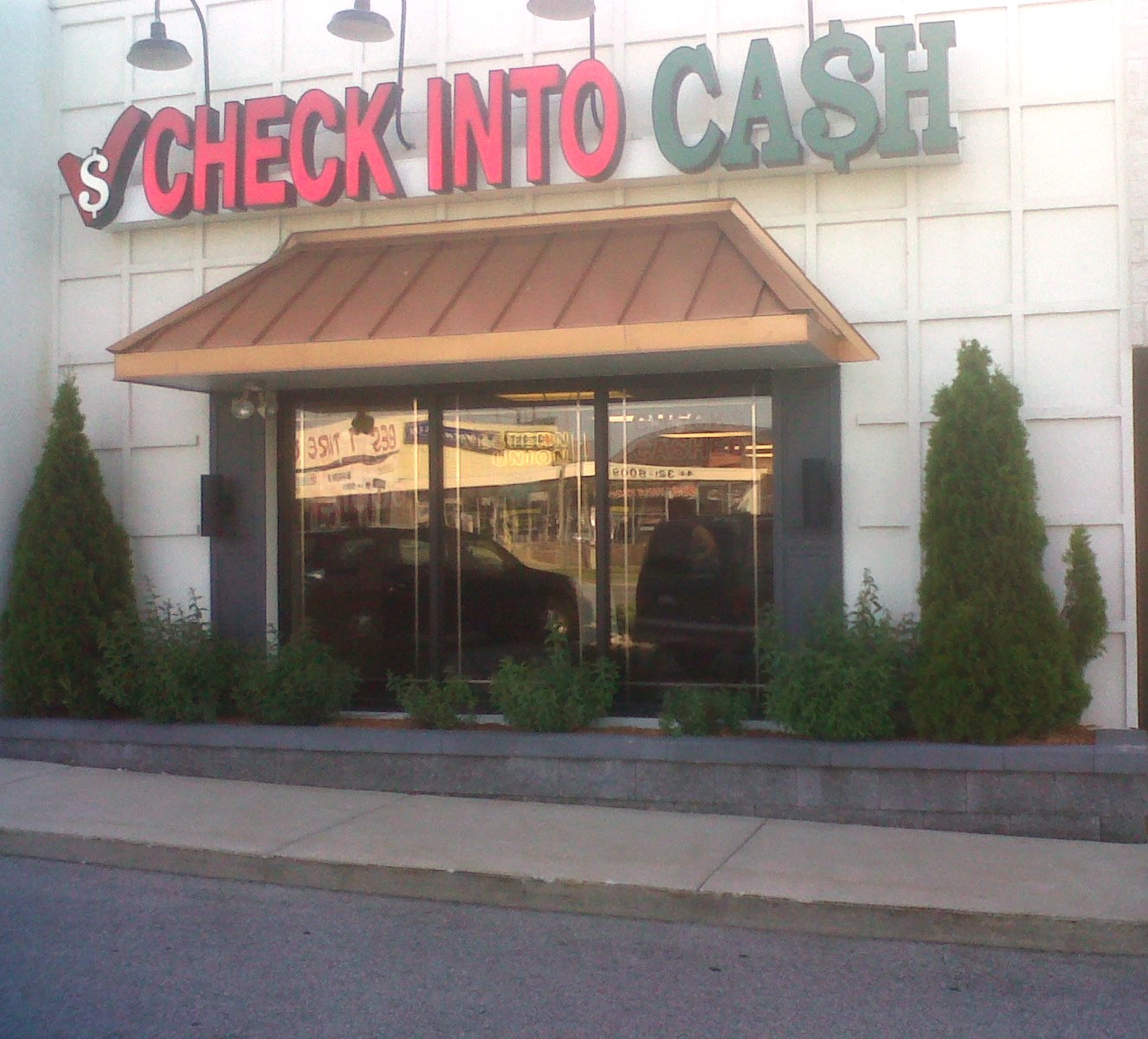 Check Into Cash 01