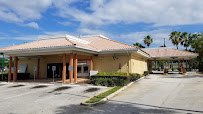 Bank of America (with Drive-thru services) 02