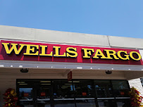 Wells Fargo Bank 02